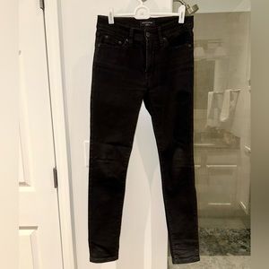 Black skinny jeans